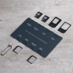 SIM-kaardi adapterite ja microSD mälukaartide hoidja reisikomplekt 7-ühes, Uniq, tumehall (2)